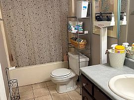 123 Lovvorn Ln, Huntsville, Al 35806 in Huntsville, AL (Photo 4 of 11)