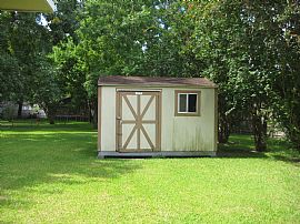 Charming 3 Bedroom 1.5 Bath Home in Houston, TX (Photo 12 of 12)