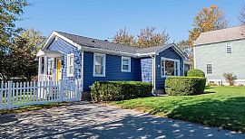 24 Fenner Ave, Newport, Ri 02840 in Newport, RI (Photo 2 of 10)