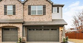 The Most Comfortable 3beds 2.5bath Home in Arlington, TX (Photo 2 of 9)