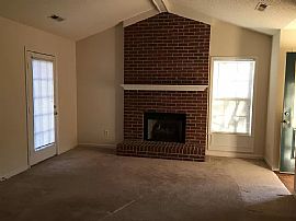 House Available For Rent  in Huntsville, AL (Photo 3 of 8)