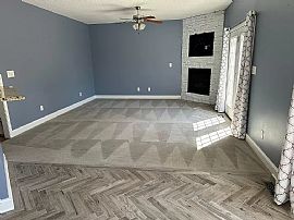 A Very Charming 3 Bedroom Apartment. in Knoxville, TN (Photo 4 of 12)