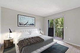 A Very Suitable 2 Bedroom  in Los Angeles, CA (Photo 8 of 9)
