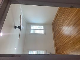 Historical Building Adjacent to The Prestigious Miracle Mile in Los Angeles, CA (Photo 12 of 12)