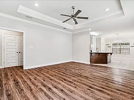 856 Linlen Ave, Mobile, Al 36609 in Mobile, AL (Photo 2 of 12)