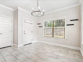 856 Linlen Ave, Mobile, Al 36609 in Mobile, AL (Photo 5 of 12)