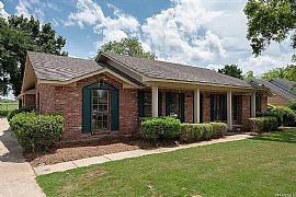 3136 Fitzgerald Rd, Montgomery, Al 36106 in Montgomery, AL