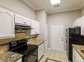 1300 Riverford Cir, Birmingham, Al 35216 in Birmingham, AL (Photo 3 of 10)