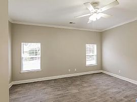 1300 Riverford Cir, Birmingham, Al 35216 in Birmingham, AL (Photo 4 of 10)