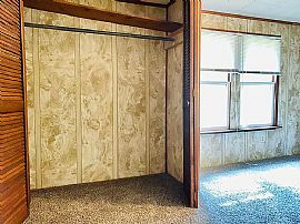 2106 Barron Pl, Mobile, Al 36605 in Mobile, AL (Photo 7 of 8)