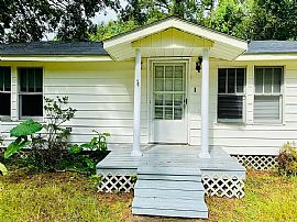 2106 Barron Pl, Mobile, Al 36605 in Mobile, AL (Photo 8 of 8)