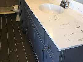 Lovely One Bedroom Apartment Is Available For Living. in Louisville, KY (Photo 2 of 12)