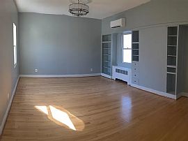 Lovely One Bedroom Apartment Is Available For Living. in Louisville, KY (Photo 3 of 12)