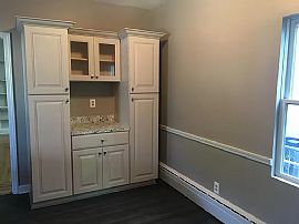 Lovely One Bedroom Apartment Is Available For Living. in Louisville, KY (Photo 4 of 12)