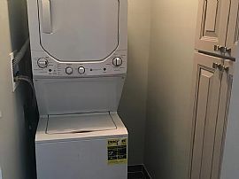 Lovely One Bedroom Apartment Is Available For Living. in Louisville, KY (Photo 7 of 12)