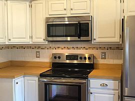 A Very Conducive 3 Bedroom  in Lexington, KY (Photo 4 of 12)