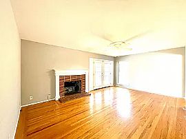 3bd Single Family Home in San Jose, CA (Photo 7 of 12)