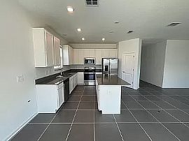 1122 James Paul Rd, Davenport, Fl 33837 in Davenport, FL