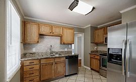 Charming 3 Bed 2 Bath The Adorable Home You For You in Athens, GA (Photo 3 of 4)