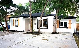 Stunning Fully Remodeled Home in Englewood, CO (Photo 4 of 4)