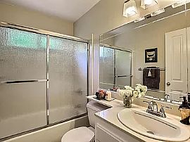 4bd Family Home in San Jose, CA (Photo 4 of 8)