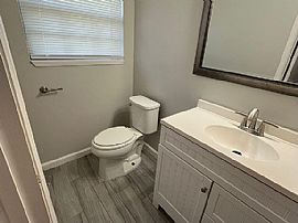 1700 Maplecrest Ln, Fultondale, Al 35068 in Fultondale, AL (Photo 6 of 7)