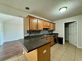 8449 Oak Pointe Ct, Mobile, Al 36695 House For Rent in Mobile, AL (Photo 5 of 9)