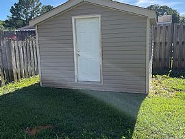 122 Paul Revere Run, Dothan, Al 36305 in Dothan, AL (Photo 3 of 8)