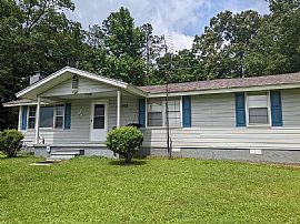 1062 County Road 224, Thorsby, Al 35171 in Thorsby, AL