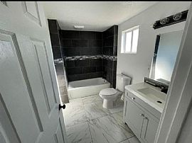 1837 S Walnut Ave, Yuma, Az 85364 Peaceful House For Rent in Yuma, AZ (Photo 3 of 7)