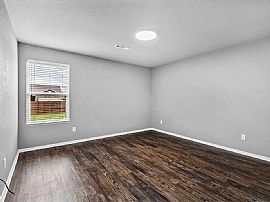 234 E Anabranch Ct, Farmington, Ar 72730 Comfortable House in Farmington, AR (Photo 8 of 11)