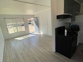 5447 Daisy Ave, Twentynine Palms, Ca 92277 Peaceful House in Twentynine Palms, CA (Photo 9 of 9)