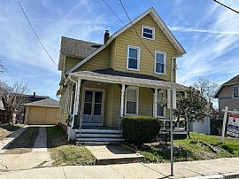 211 North St, Willimantic, Ct 06226 in Willimantic, CT