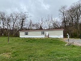 33 Council Dr, Clayton, De 19938 Lovely House For Rent in Clayton, DE