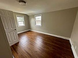 176 Riverview Dr, New Castle, De 19720 Nice House For Rent in New Castle, DE (Photo 10 of 12)