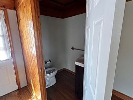 176 Riverview Dr, New Castle, De 19720 Nice House For Rent in New Castle, DE (Photo 8 of 12)