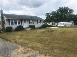 2808 Williamsville Rd, Houston, De 19954 For Rent in Houston, DE