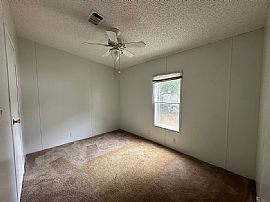 8029 N Meadowview Cir, Tampa, Fl 33625 in Tampa, FL (Photo 10 of 11)