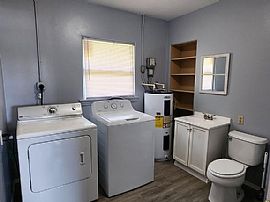 5523 Se 111th St, Belleview, Fl 34420 Comfortable Nice House in Belleview, FL (Photo 9 of 9)