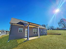 124 Culver St, Jackson, Ga 30233  Lovely House For Rent in Jackson, GA (Photo 2 of 11)