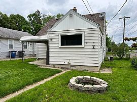 Spaciously Built 4beds House For Rent  in Toledo, OH (Photo 2 of 12)