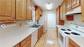 Perfectly Maintained Property Features Fresh Paint and More in Dahlonega, GA (Photo 4 of 8)