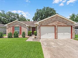 This Beautiful Home Has So Much Charm and Potential. in Houston, TX