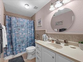 This Beautiful Home Has So Much Charm and Potential. in Houston, TX (Photo 10 of 11)