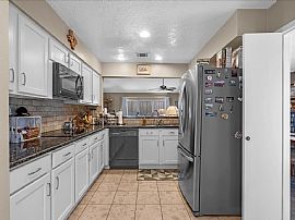 This Beautiful Home Has So Much Charm and Potential. in Houston, TX (Photo 4 of 11)