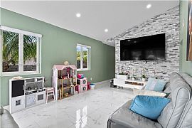 Situated in a Prime Location with Easy Access to Amenities! in Miami, FL (Photo 2 of 10)