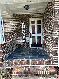 Unique 3 Bedroom Home  in Roanoke Rapids Air Force Sta, NC (Photo 3 of 12)