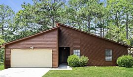 Beautiful and Serene 3beds Home For Rent  in Riverdale, GA