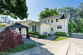 Downtown Rochester Charming Home You Have Been Waiting For! in Rochester, MI (Photo 8 of 8)