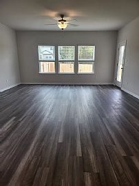 Spacious 4beds Home For Available For Rent  in Austin, TX (Photo 6 of 12)